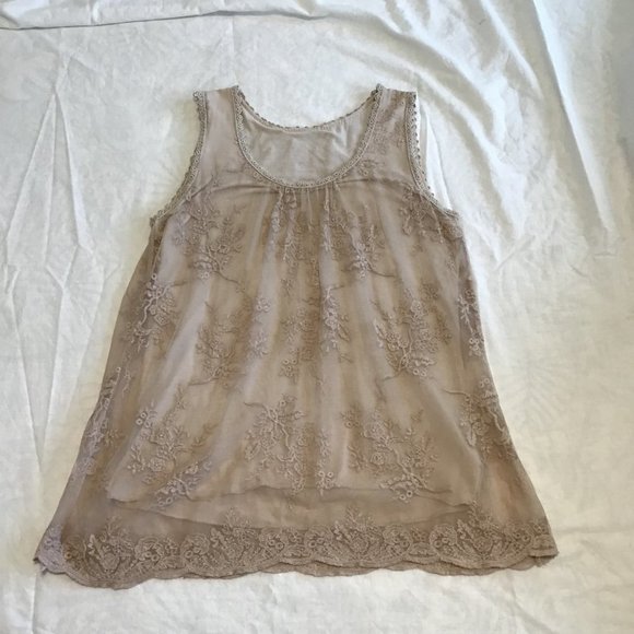 VINTAGE Inspired Lace Tank Top with Cotton lining - Picture 5 of 8